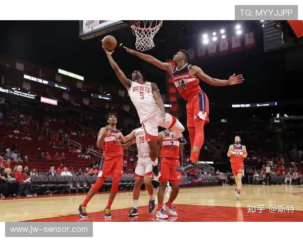 NBA比赛直播实时更新全程战况数据解析精彩瞬间不容错过全面呈现 - 副本 (3) NBA比赛直播实时更新全程战况数据解析精彩瞬间不容错过全面呈现 - 副本 (3)