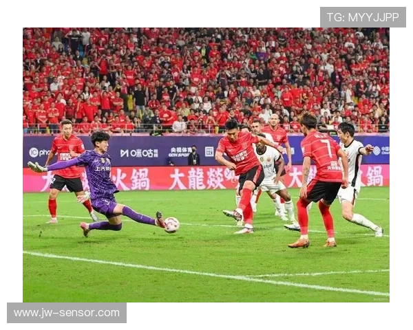 中超冬季转会大戏揭幕 多家俱乐部迎来强援补强阵容 - 副本 (2)